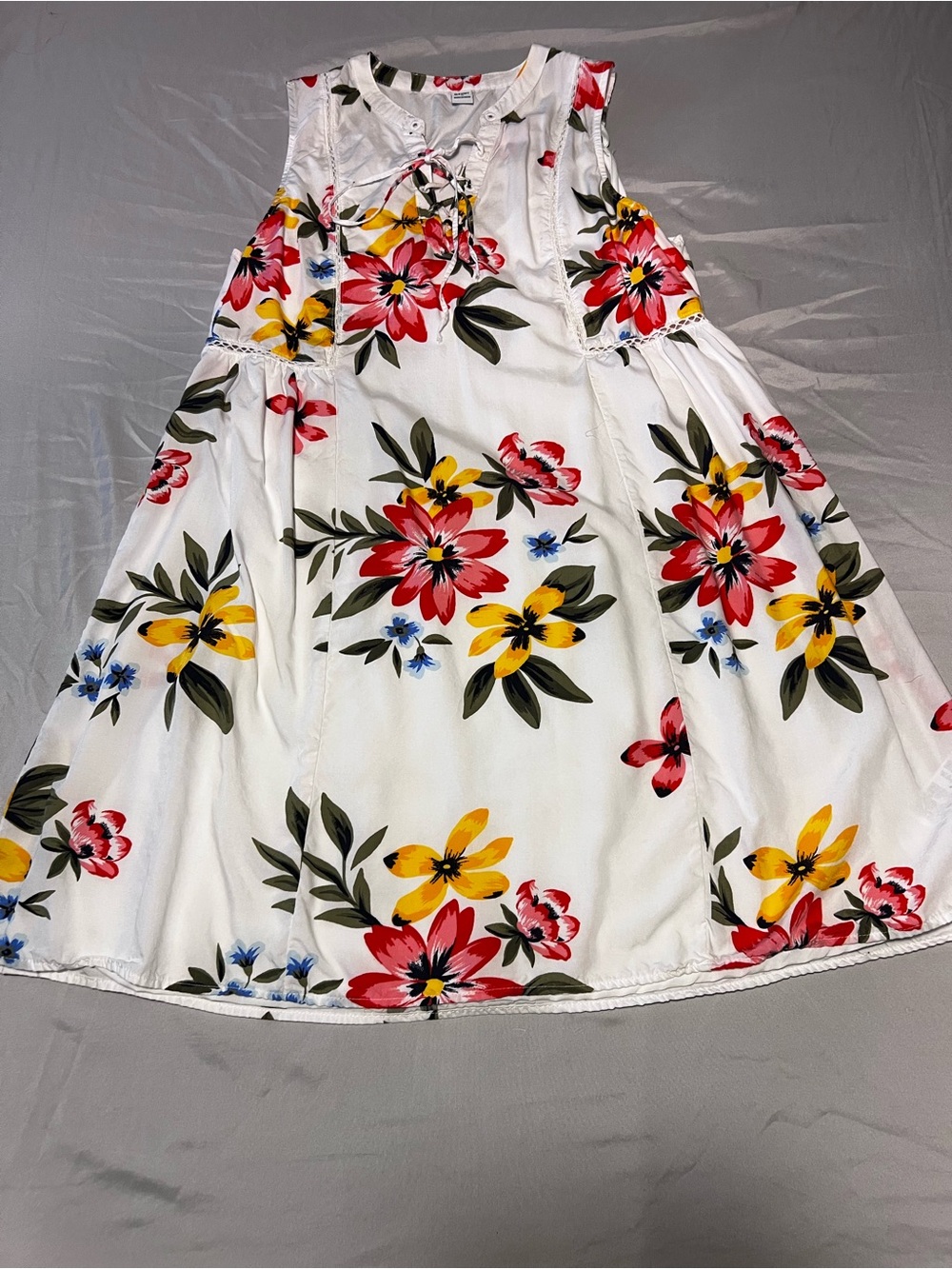 Old Navy White A-Line Skirt with Red, Yellow & Green Floral Print